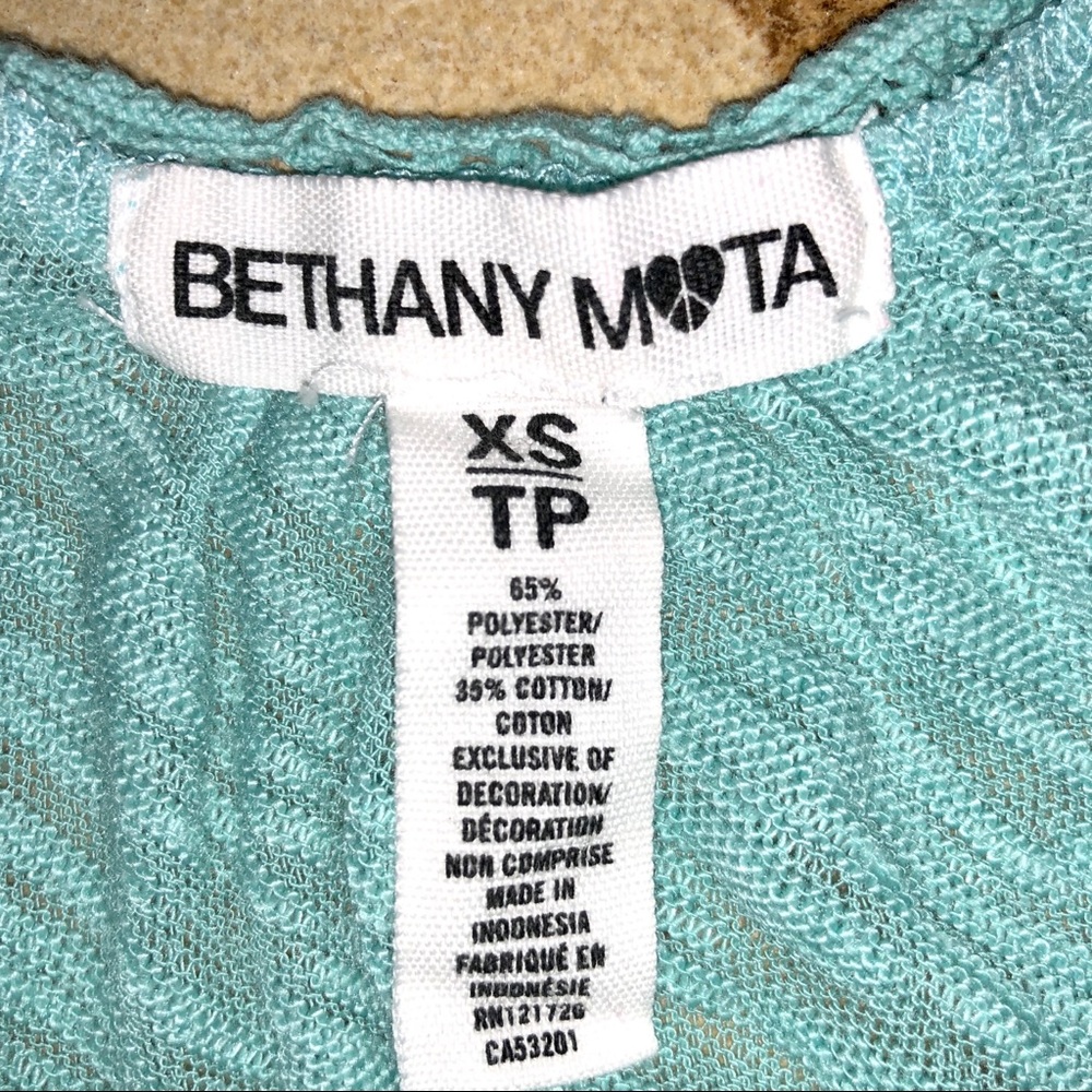 Open Back Tank Top - Picture 3 of 3